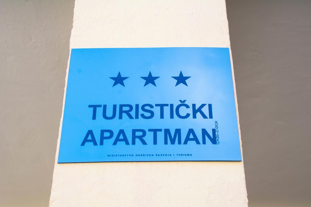 Apartments And Studios Anicic อัตเจฮะห์ ภายนอก รูปภาพ